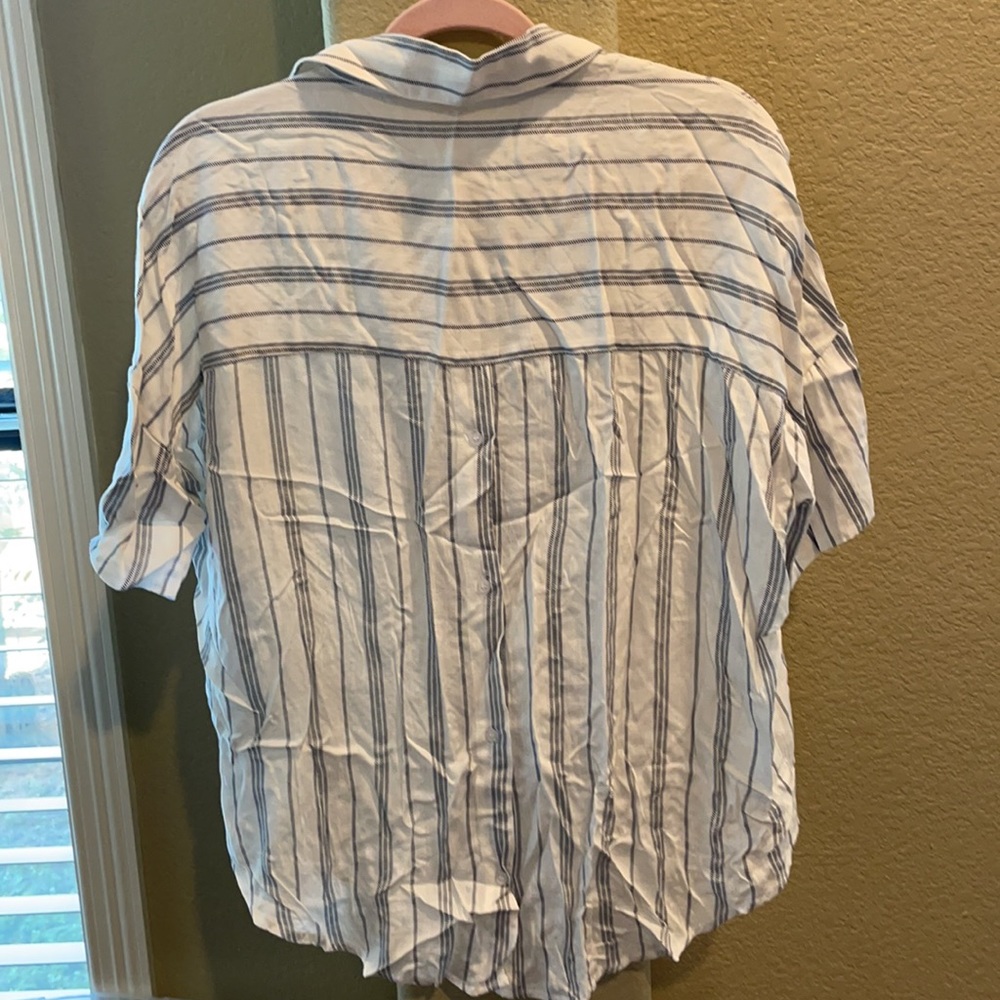 Simisue collared top - Picture 4 of 4